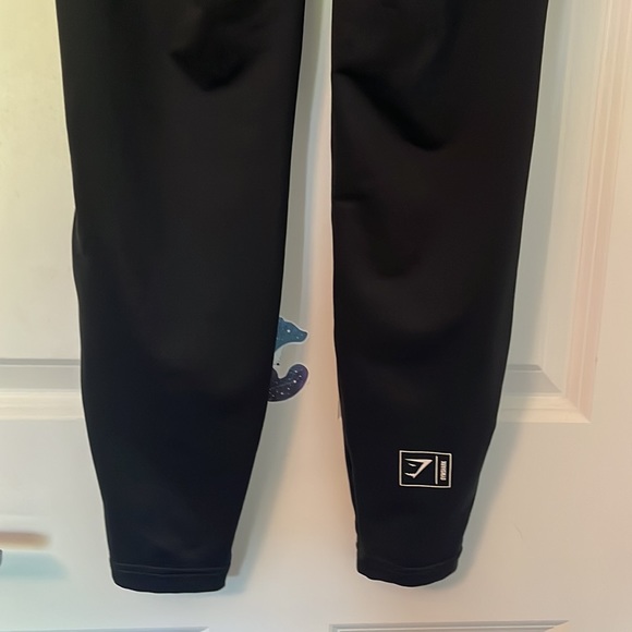 GYMSHARK XS BLACK PANTS - Picture 9 of 12